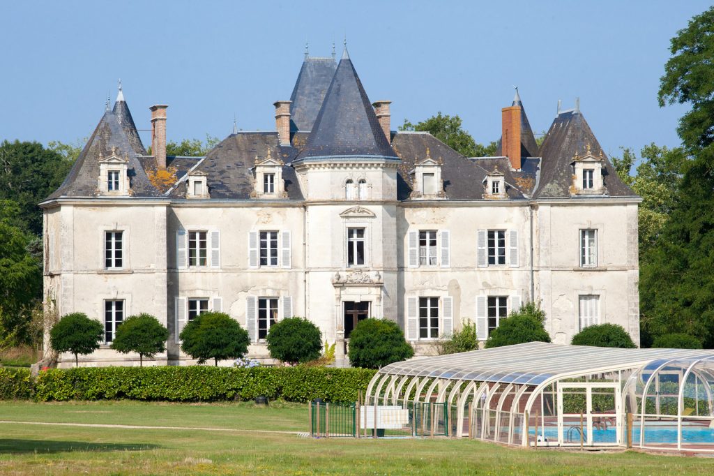 L'ORANGERIE DU CHÂTEAU LIEU SOMPTUEUX ET IDYLLIQUE Vendée Vous agence de communication en Vendée